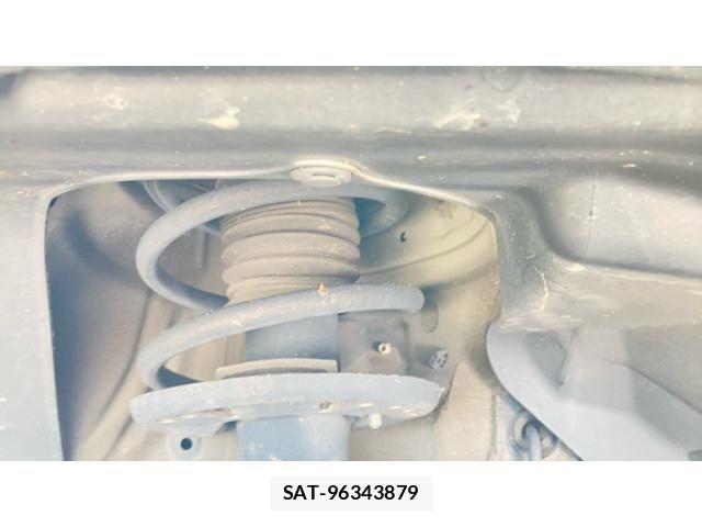 Suzuki ESCUDO 2016-11 8415223-7