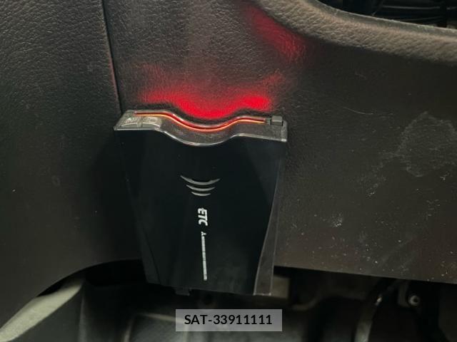 Suzuki ESCUDO 2016-02 8797635-17
