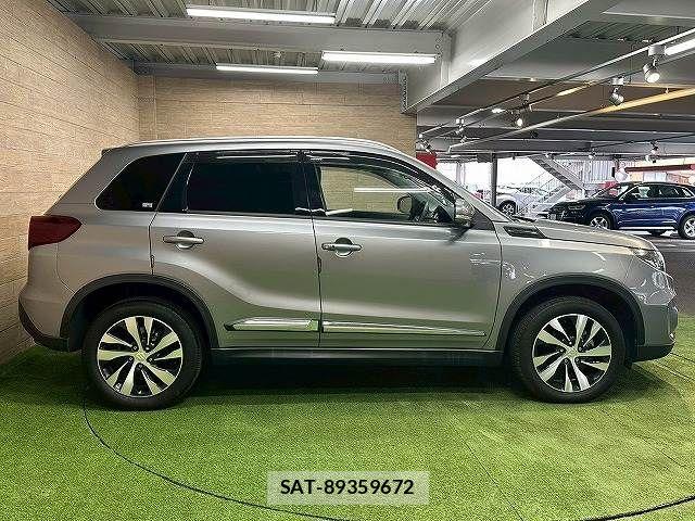 Suzuki ESCUDO 2023-02 6277404-17