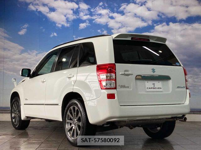 Suzuki ESCUDO 2016-05 6642658-15