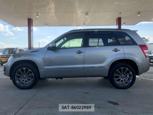 Suzuki ESCUDO 2015-07 7225689-10