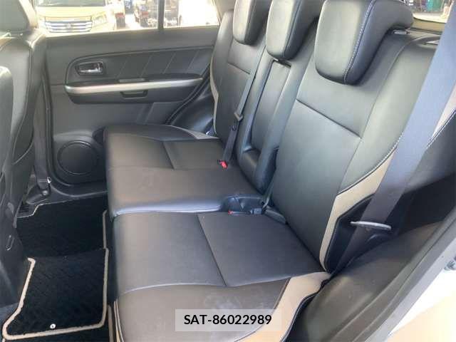 Suzuki ESCUDO 2015-07 7225689-14