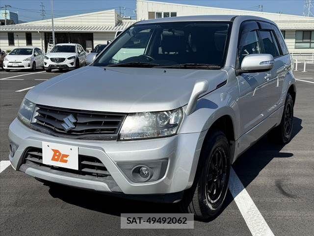 Suzuki ESCUDO 2012-09 7225693-9