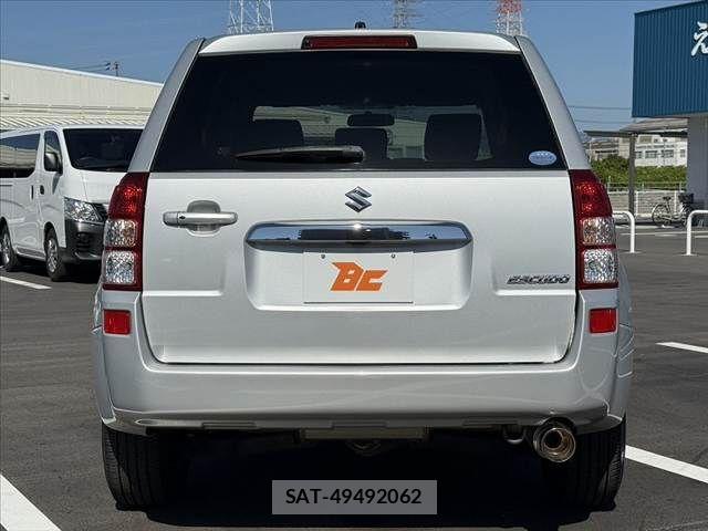 Suzuki ESCUDO 2012-09 7225693-13