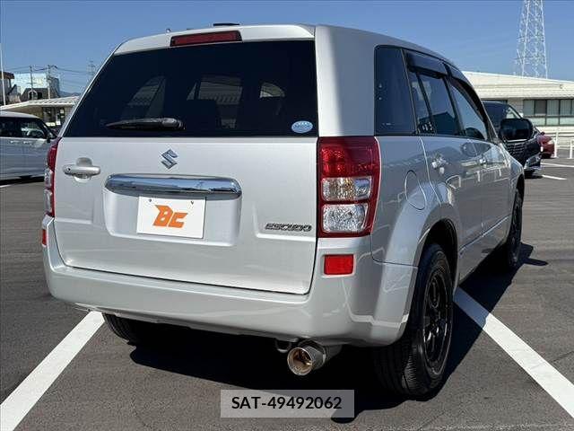 Suzuki ESCUDO 2012-09 7225693-14