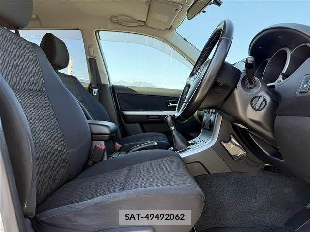 Suzuki ESCUDO 2012-09 7225693-15
