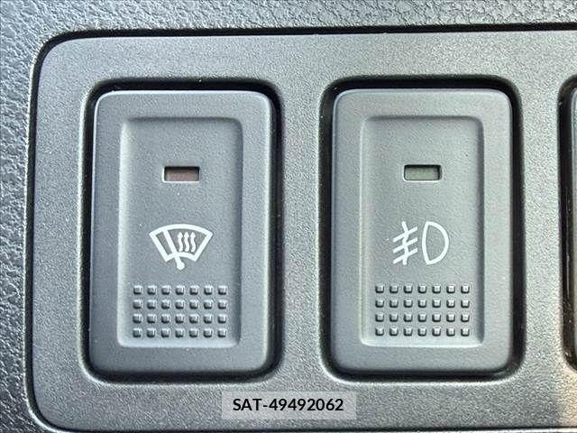 Suzuki ESCUDO 2012-09 7225693-25