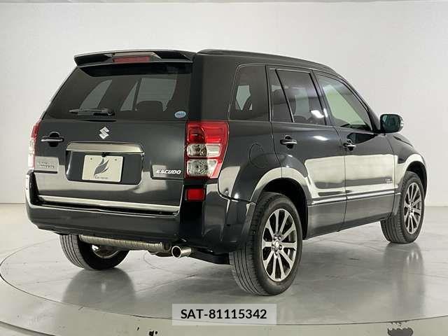 Suzuki ESCUDO 2015-09 7225692-4