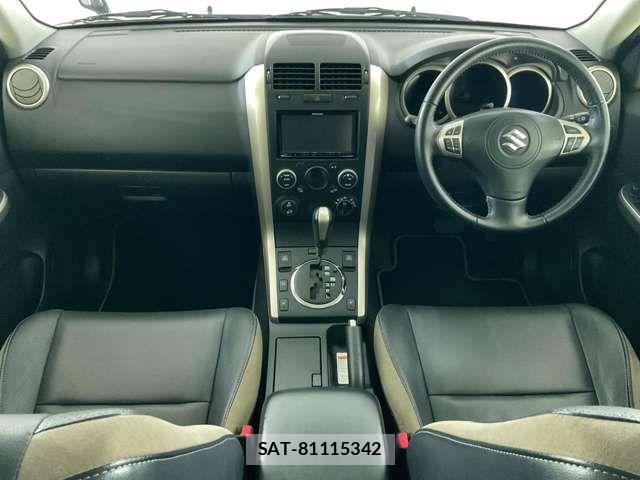 Suzuki ESCUDO 2015-09 7225692-11