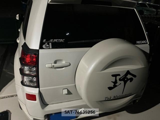 Suzuki ESCUDO 2011-06 7225686-1