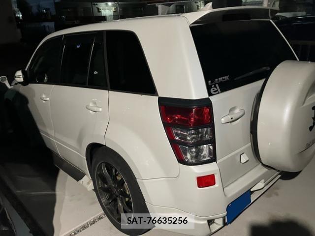 Suzuki ESCUDO 2011-06 7225686-4
