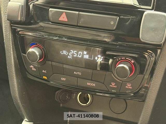 Suzuki ESCUDO 2017-07 7360027-11