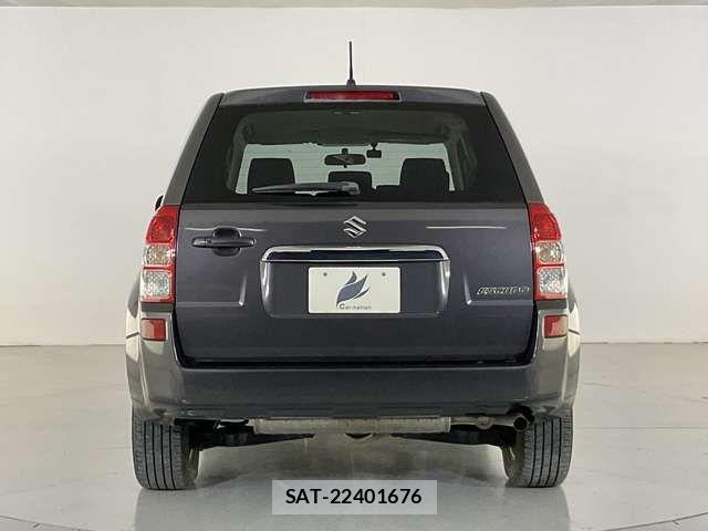 Suzuki ESCUDO 2014-08 7394348-4