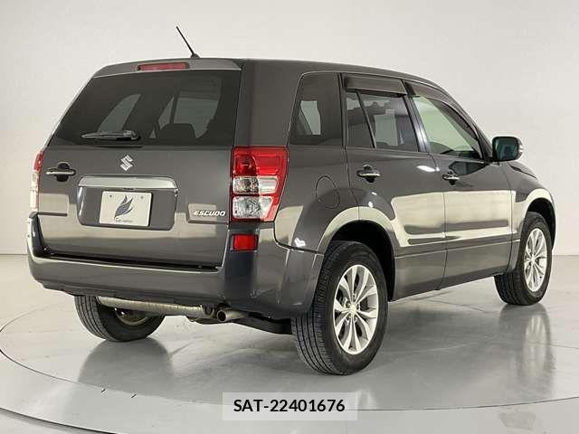 Suzuki ESCUDO 2014-08 7394348-5
