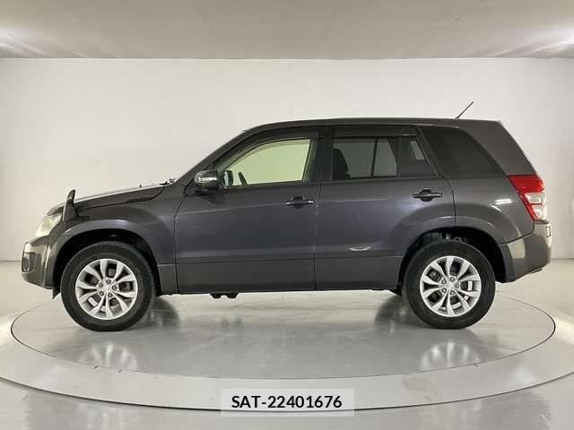 Suzuki ESCUDO 2014-08 7394348-2