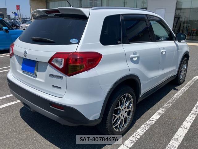 Suzuki ESCUDO 2017-11 7458187-4