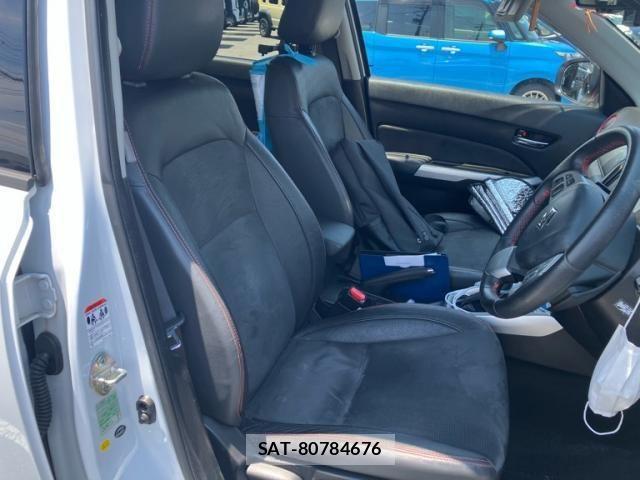 Suzuki ESCUDO 2017-11 7458187-5