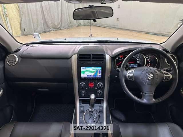 Suzuki ESCUDO 2015-09 7458188-16