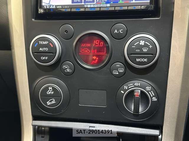 Suzuki ESCUDO 2015-09 7458188-22