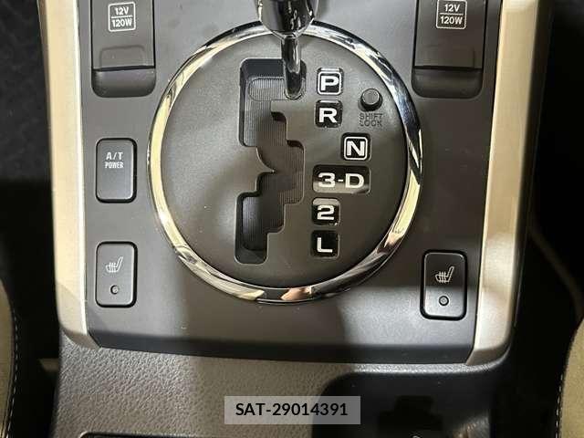 Suzuki ESCUDO 2015-09 7458188-23