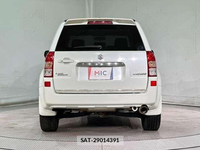 Suzuki ESCUDO 2015-09 7458188-5