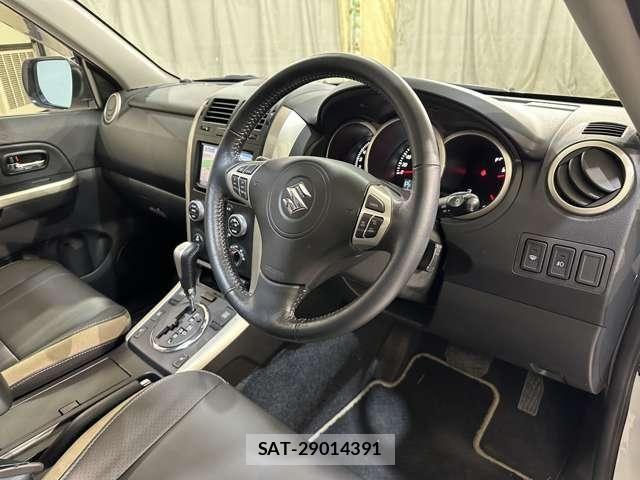 Suzuki ESCUDO 2015-09 7458188-8