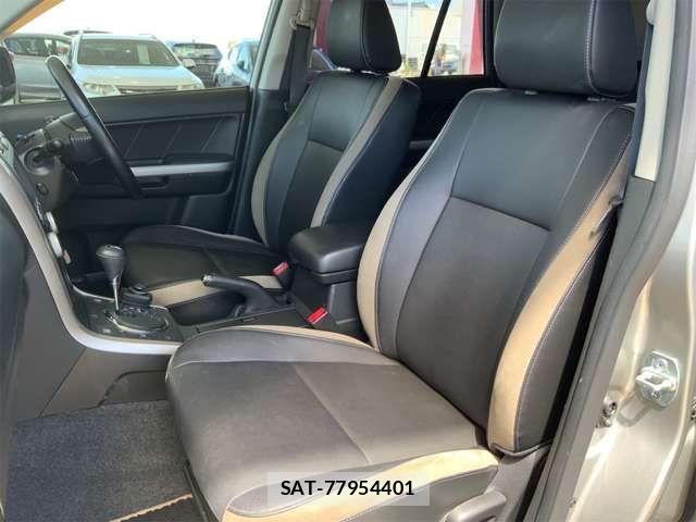 Suzuki ESCUDO 2014-10 7620505-15