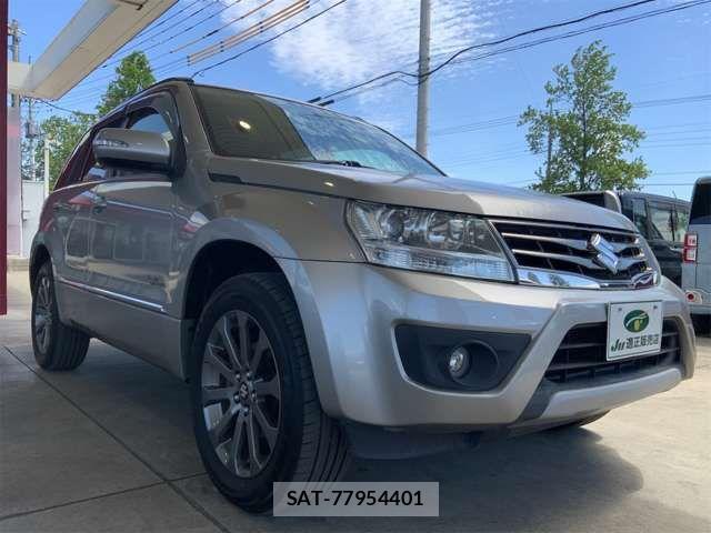 Suzuki ESCUDO 2014-10 7620505-5