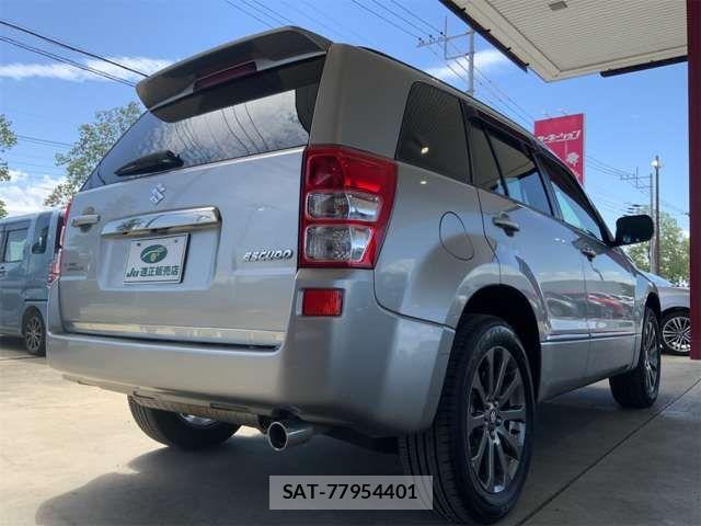 Suzuki ESCUDO 2014-10 7620505-7