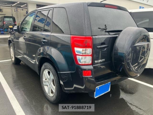 Suzuki ESCUDO 2011-09 7729408-2