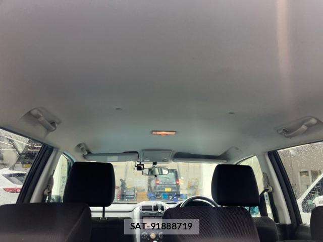 Suzuki ESCUDO 2011-09 7729408-7