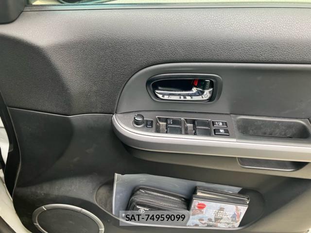 Suzuki ESCUDO 2013-03 7879767-10