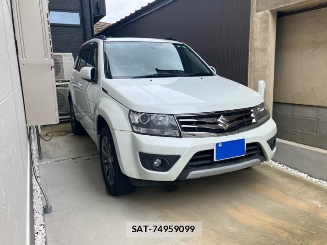 Suzuki ESCUDO 2013-03 7879767-1