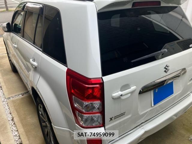 Suzuki ESCUDO 2013-03 7879767-2