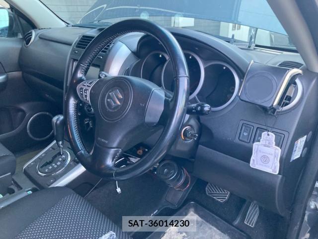 Suzuki ESCUDO 2006-06 8102134-17