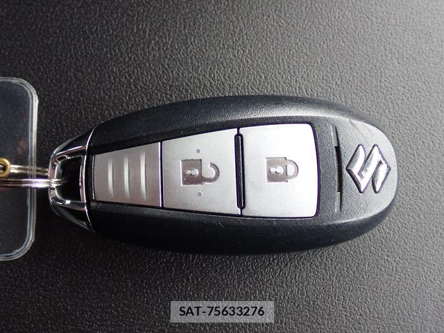 Suzuki ESCUDO 2021-05 8102132-17