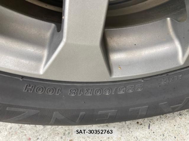 Suzuki ESCUDO 2015-07 8132557-16