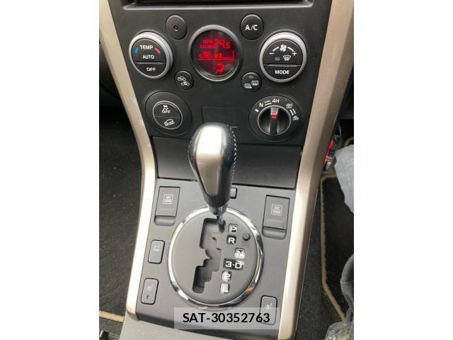 Suzuki ESCUDO 2015-07 8132557-23