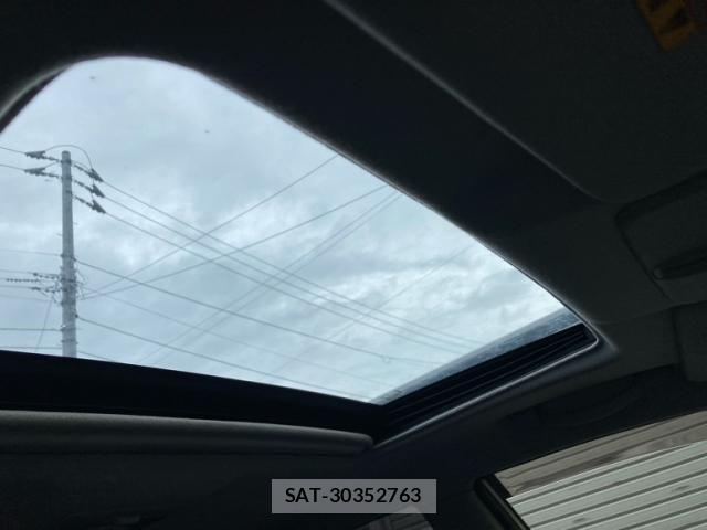 Suzuki ESCUDO 2015-07 8132557-27