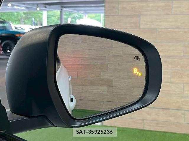 Suzuki ESCUDO 2022-08 8146787-9