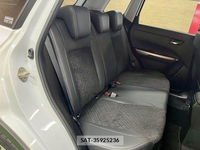 Suzuki ESCUDO 2022-08 8146787-6