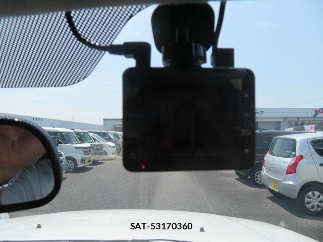 Suzuki ESCUDO 2014-09 8210486-16