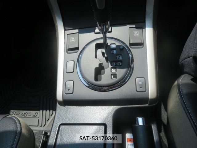 Suzuki ESCUDO 2014-09 8210486-17