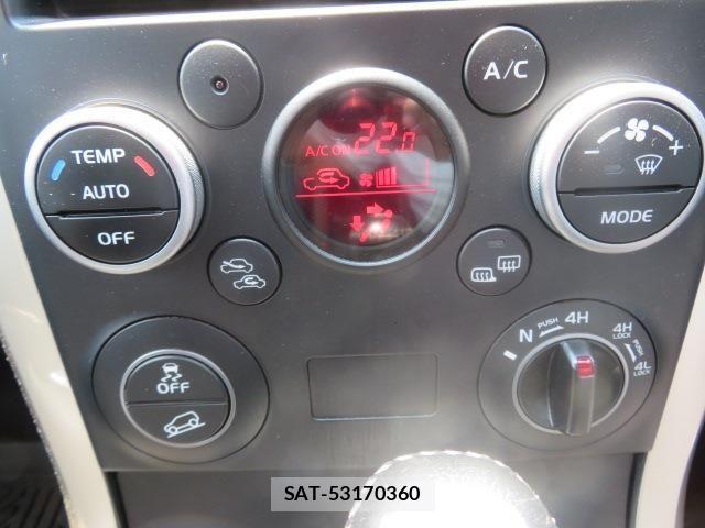 Suzuki ESCUDO 2014-09 8210486-18