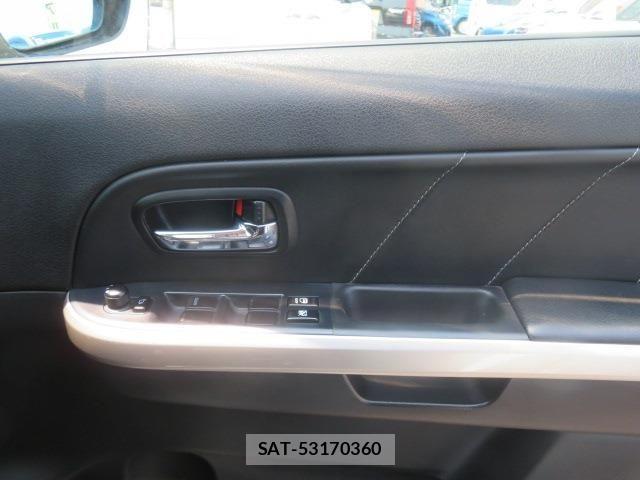 Suzuki ESCUDO 2014-09 8210486-20