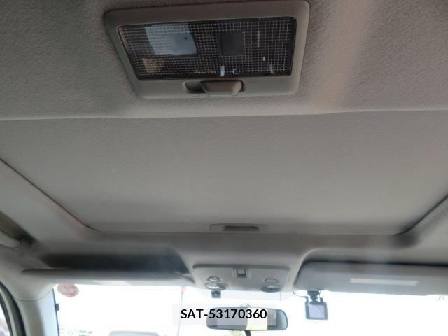 Suzuki ESCUDO 2014-09 8210486-21