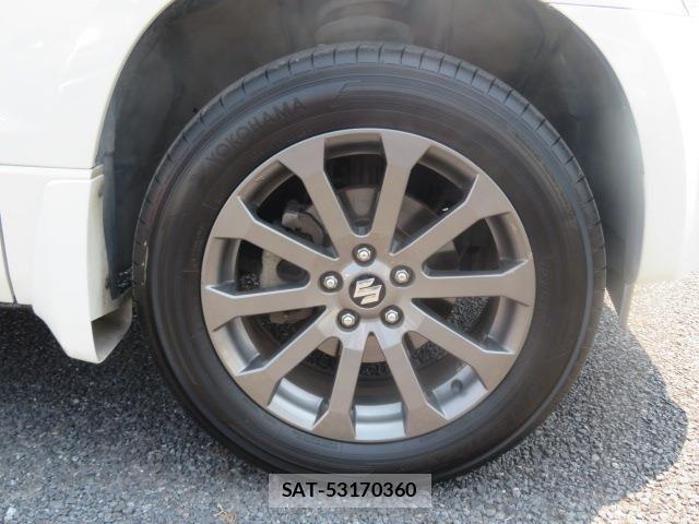 Suzuki ESCUDO 2014-09 8210486-23