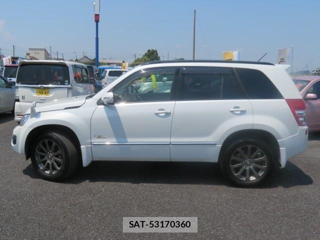 Suzuki ESCUDO 2014-09 8210486-5
