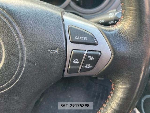 Suzuki ESCUDO 2014-02 8317435-10