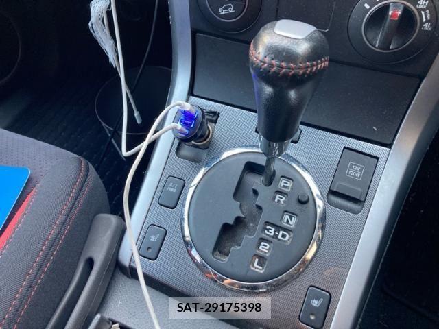 Suzuki ESCUDO 2014-02 8317435-16